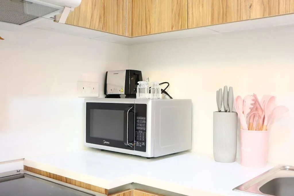 Calm Oasis 2Br Apartment Masdar City Abu Dhabi